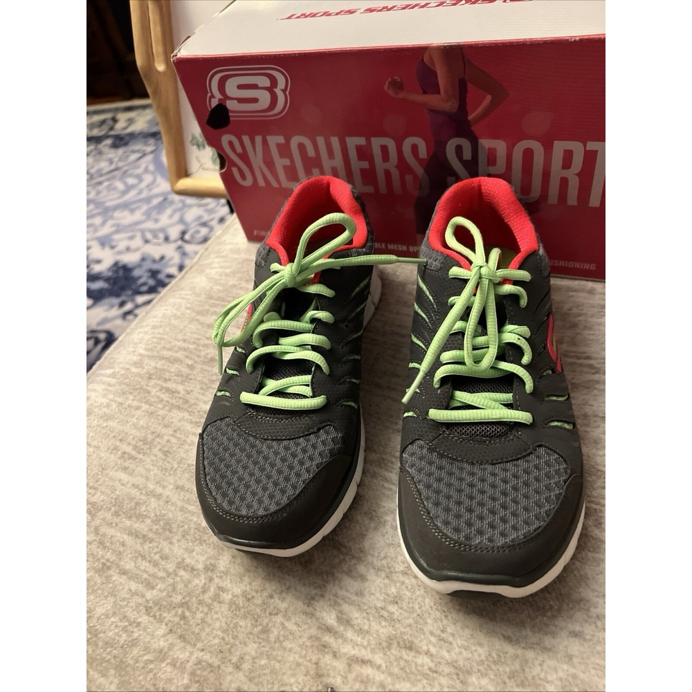 Skechers Sport Synergy Women Sneakers Sz 8.5 M Charcoal Green EUC In Box